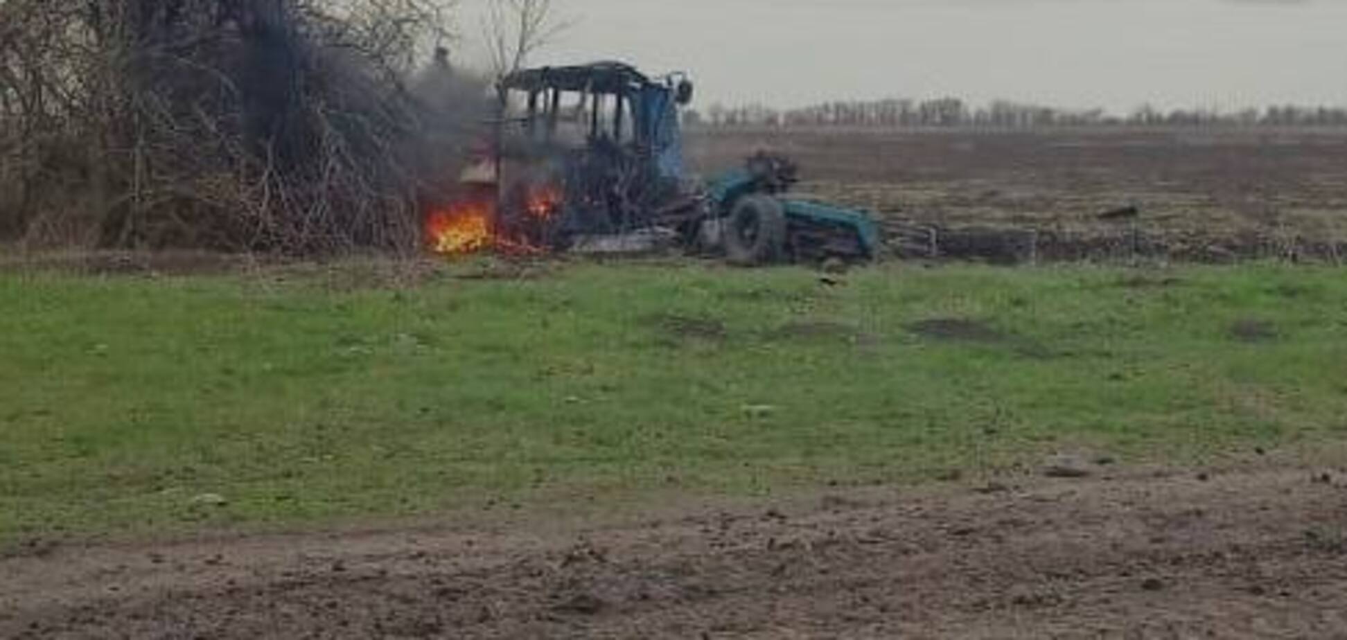 Наехал на российскую взрывчатку: в Херсонской области в результате детонации снаряда погиб тракторист