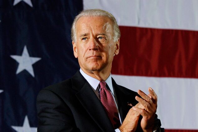 'Побоюється ядерного нападу': Зеленський висловив припущення, чому Байден обережний із наданням зброї Україні