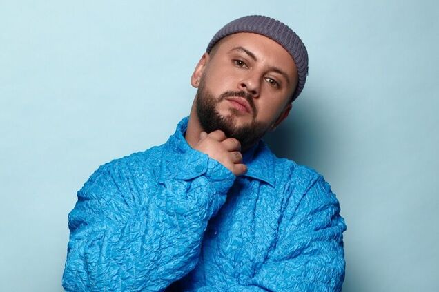 Монатик в день своего 38-летия удивил кардинальной сменой имиджа: как выглядит артист. Видео