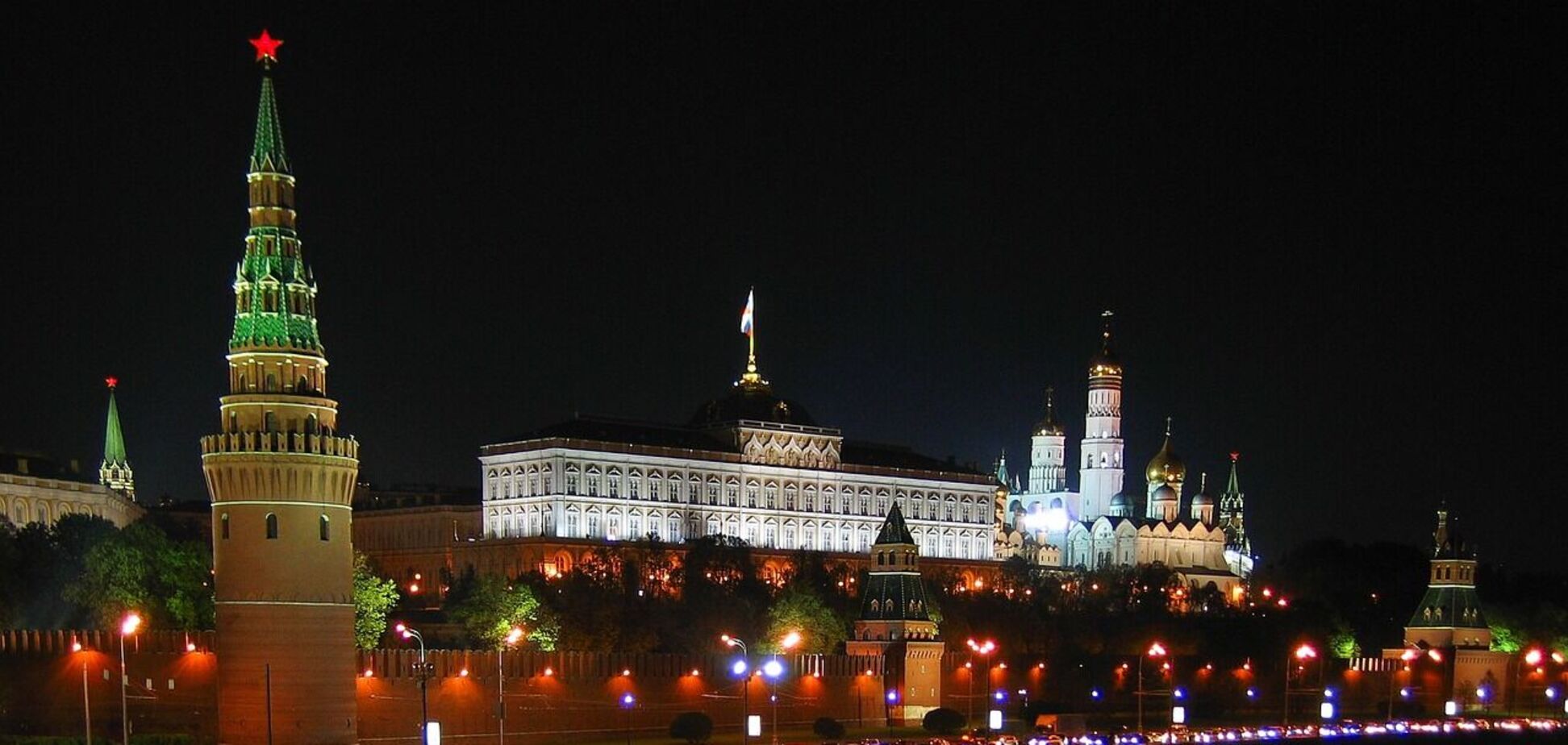 Кремлевская 'элита' покупает люксовые авто, несмотря на санкции