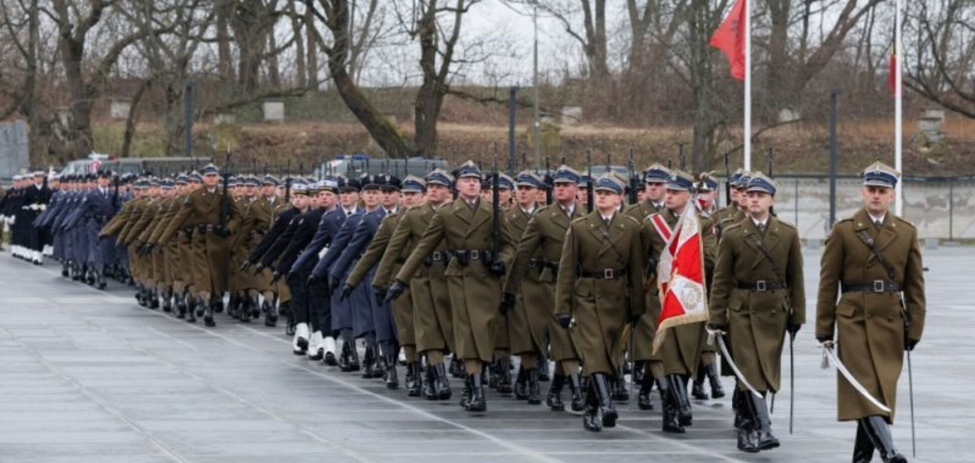 Страны Балтии и Польша объявили о выходе из конвенции о противопехотных минах: в чем причина