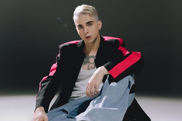 Булінг у дитинстві, критика від Хливнюка, камінг-аут і невиліковна хвороба: як Melovin досяг успіху, попри постійні перешкоди на шляху