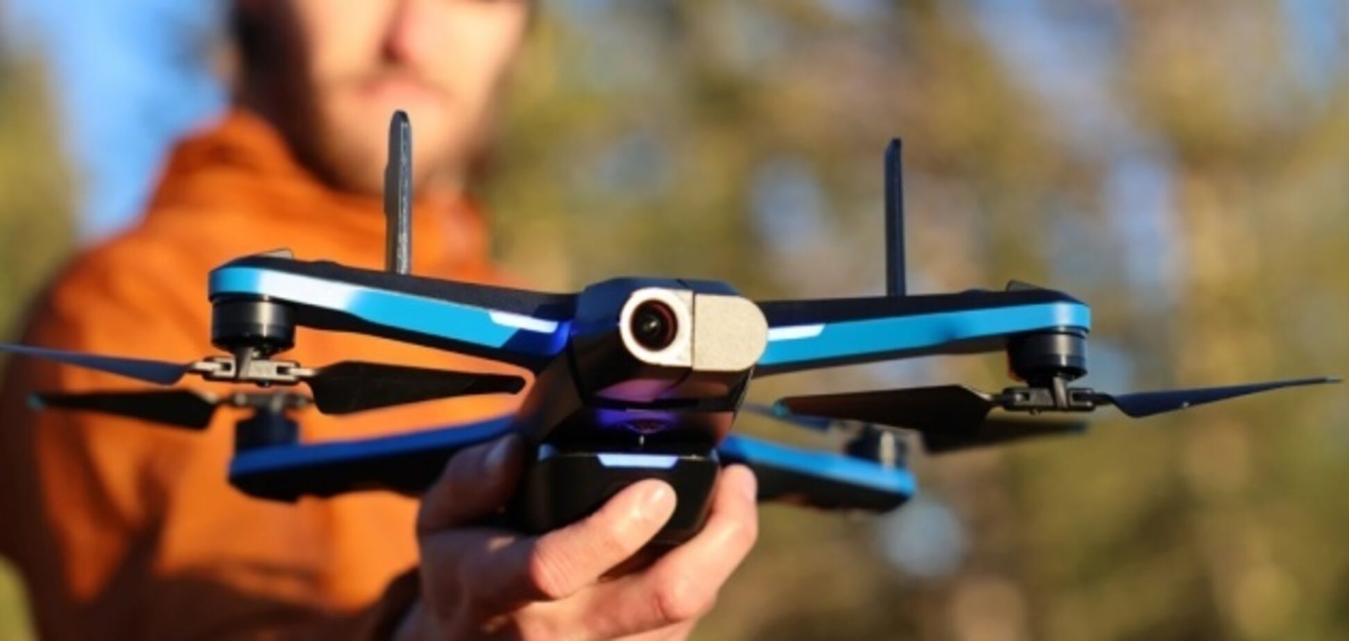 Не змогли проявити себе на полі бою: в WSJ розповіли, чому у ЗСУ виникли проблеми з американськими дронами Skydio