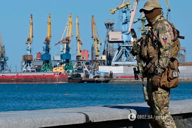 Росія продовжує вивозити українське зерно з захоплених територій: у ЦНС розкрили подробиці