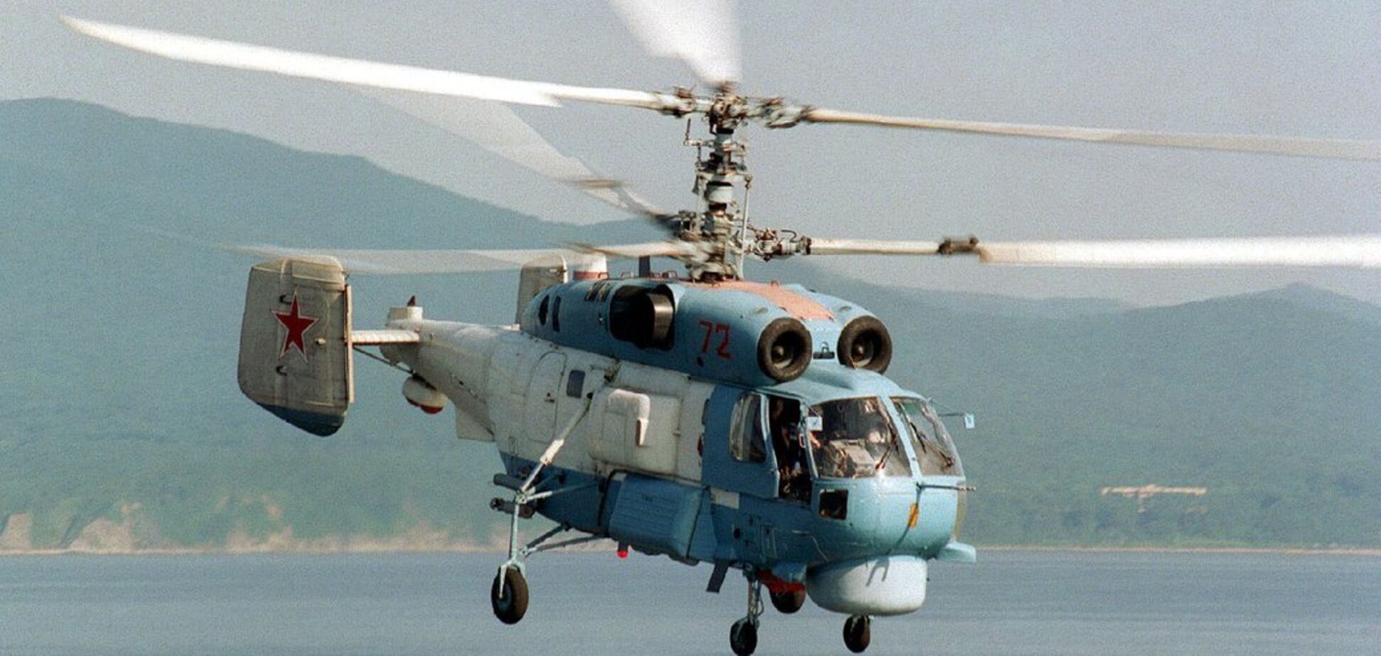 В Крыму взорвался российский вертолет Ка-27, судьба экипажа неизвестна: оккупанты задействовали катер для поисковой операции