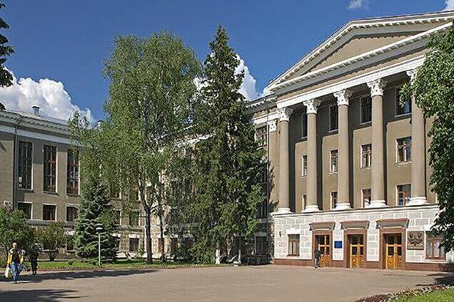 Путінські диверсанти знищили наше літакобудування, а хто тепер хоче знищити його майбутнє?