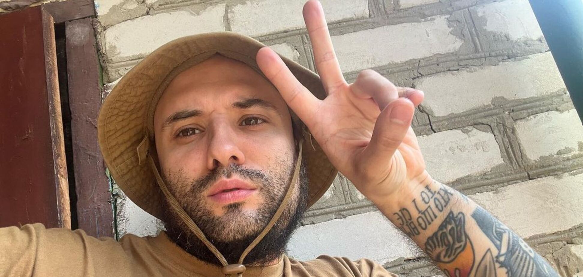 Віктор Розовий переніс операцію після поранення на фронті