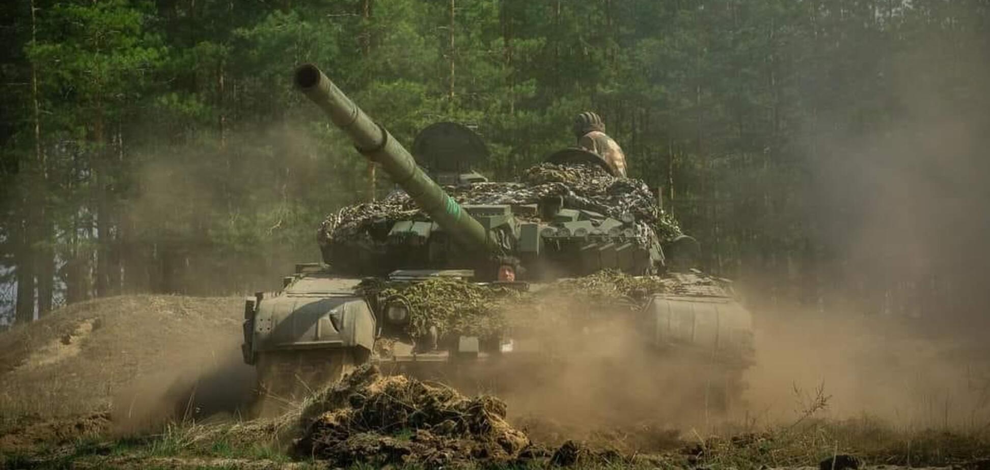 Ворог кинув головні сили на Донбас: на трьох напрямках ЗСУ відбили 50 атак армії РФ – Генштаб
