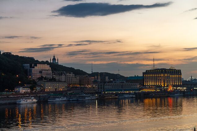 Сучасний вид на частину київського Подолу