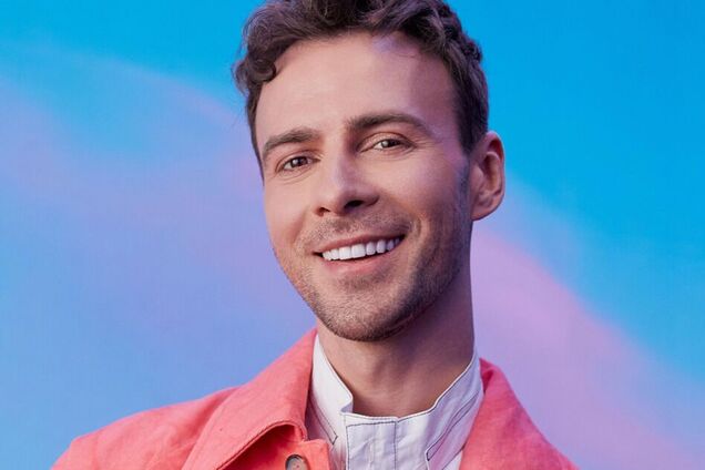 Макс Барских оказался в центре массированной атаки на Израиль, когда Иран выпустил более 200 ракет и беспилотников, и даже дал концерт. Что известно