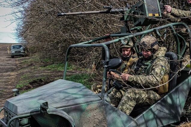 Высокая проходимость и огневая мощь: в ВСУ показали применение автомобилей багги на фронте. Фото