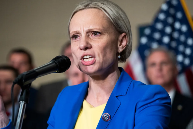 Спартц отказалась поддержать в Конгрессе финансирование для Украины, кроме летальной помощи: что происходит