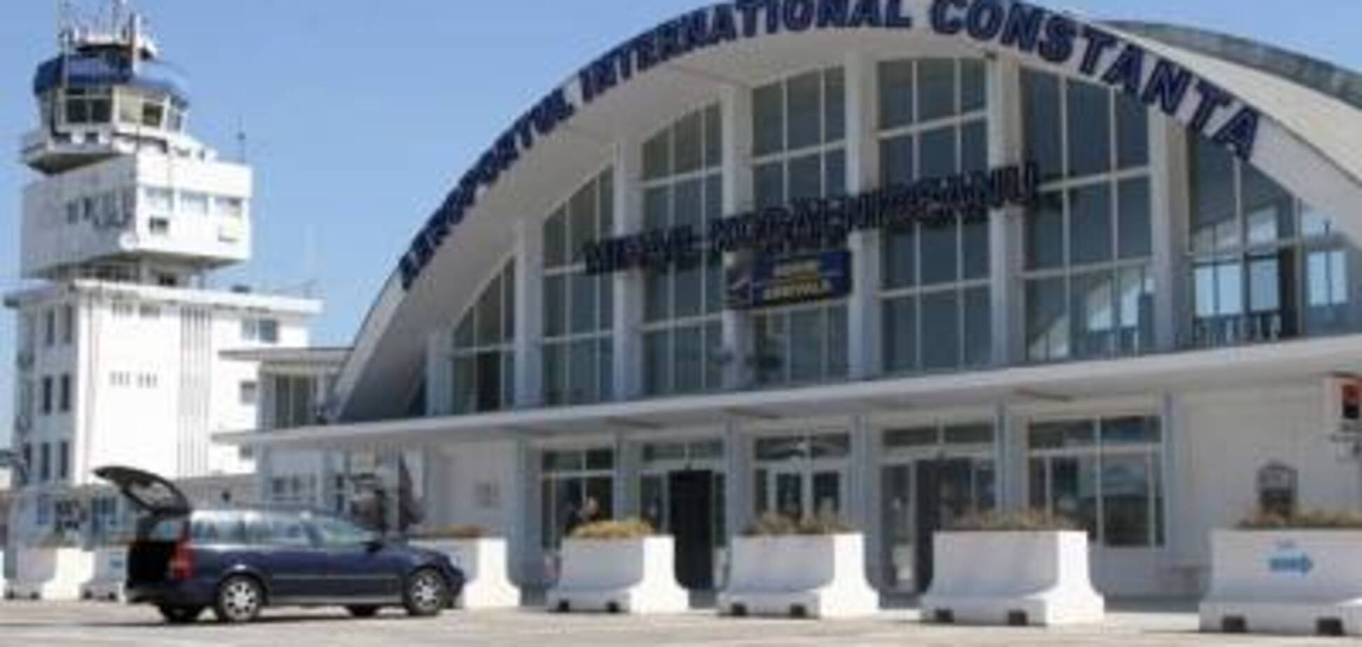 В Румынии над военной авиабазой заметили неизвестные дроны: начато расследование