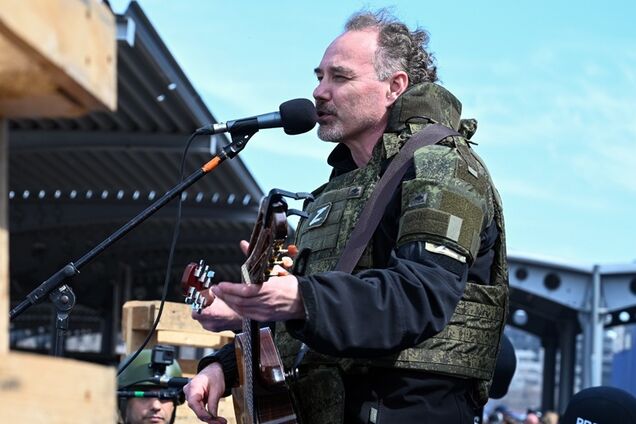 Его называли шизофреником: СБУ сообщила о подозрении еще одному певцу-предателю Украины