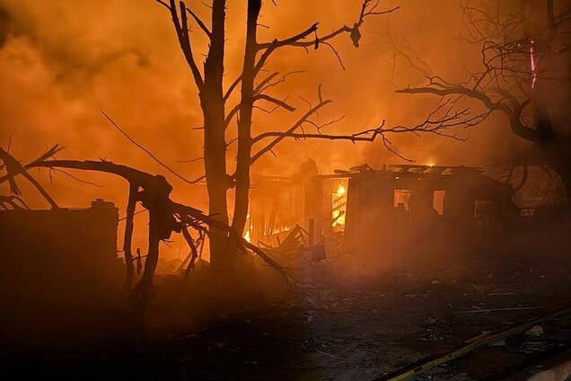 Оккупанты ночью ударили по Селидово и Покровску на Донетчине, погибла женщина. Фото и видео