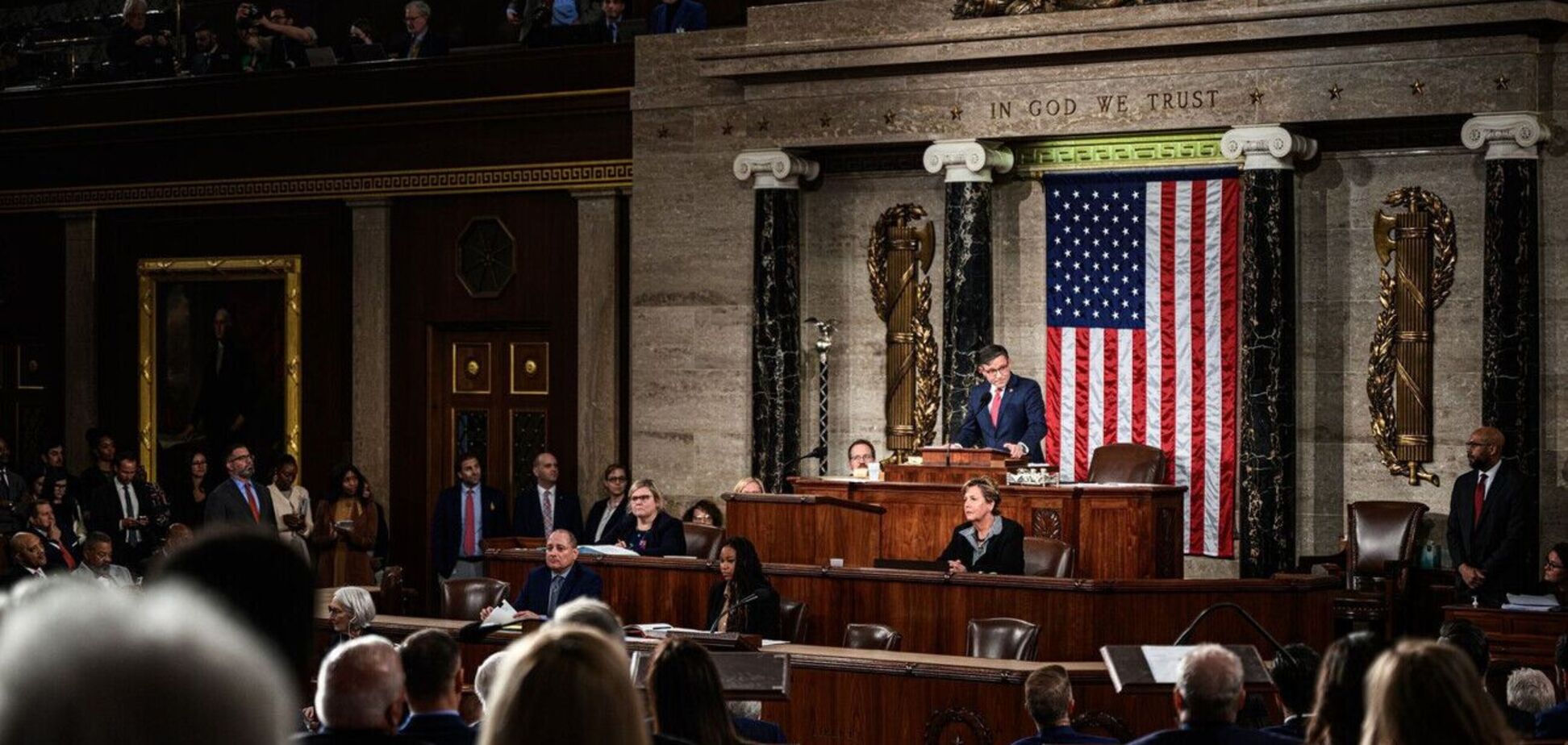 Палата представників США підтримала винесення на голосування допомоги Україні