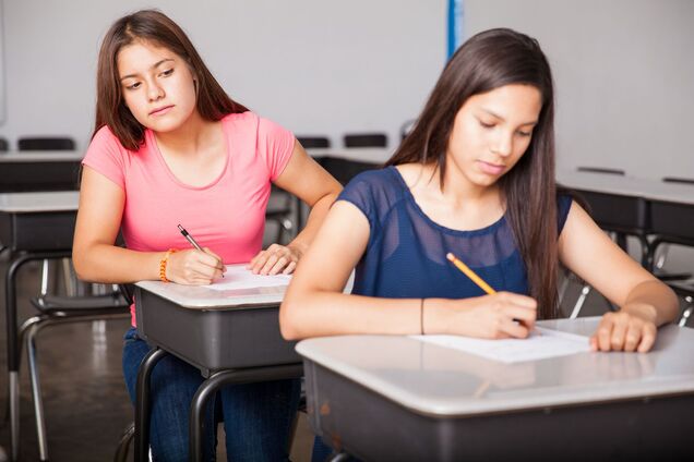 Лише 5% школярів в Україні змогли успішно виконати всі завдання з математики на PISA-2022