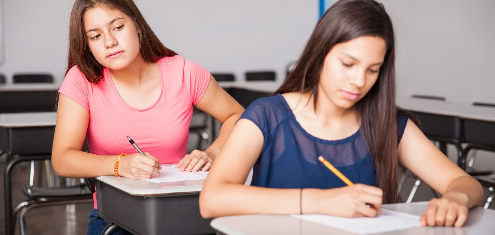 Только 5% школьников в Украине смогли успешно выполнить все задания по математике на PISA-2022