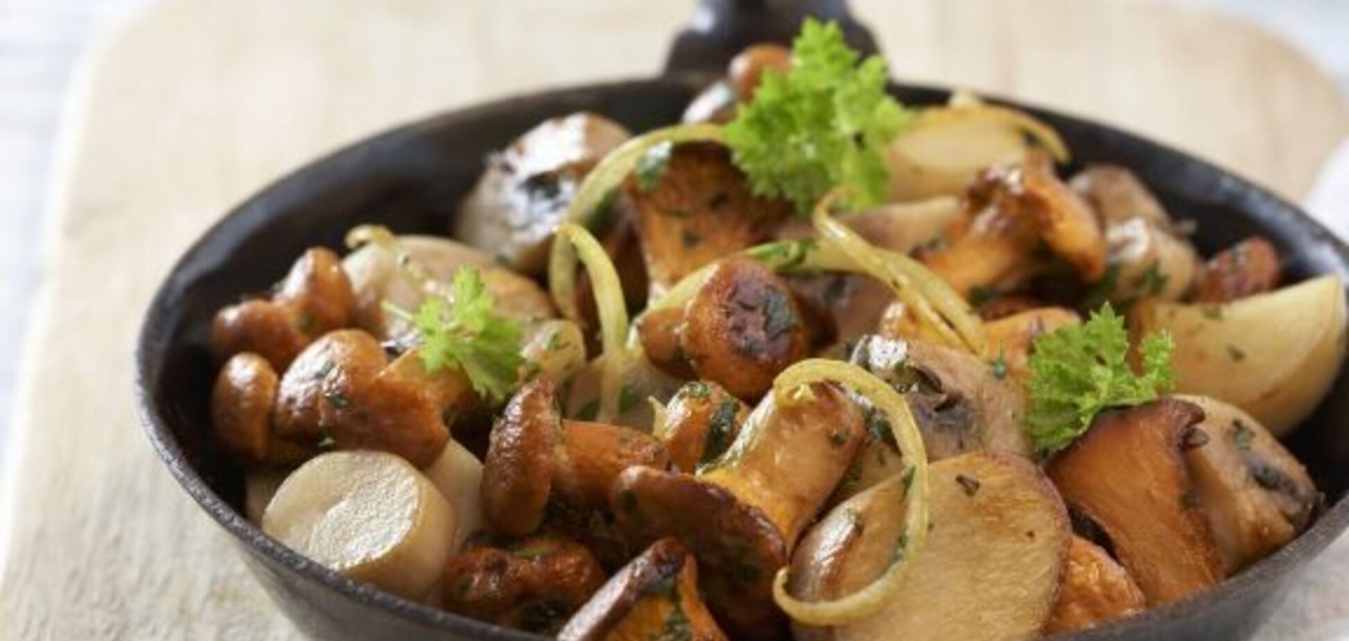 Постный картофель с грибами и овощами: вместе с хозяйками Ровенщины приготовил Константин Грубич
