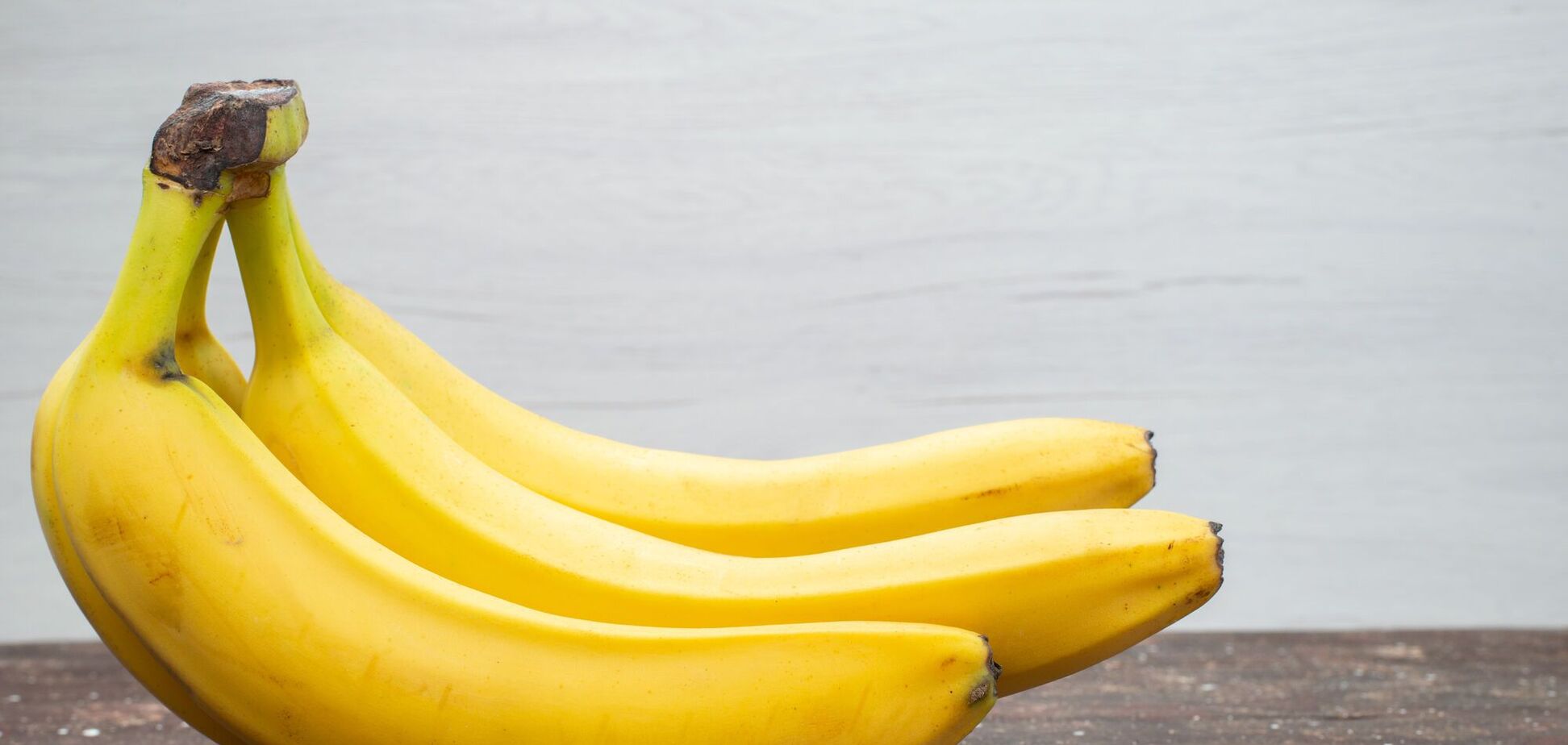 Як зберегти банани жовтими і без темних плям протягом 26 днів: дієвий лайфхак 