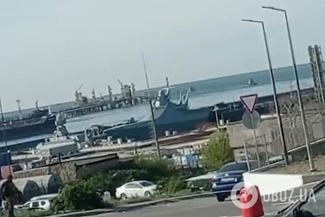 Агенты 'Атеш' разведали военно-морскую базу ЧФ в Новороссийске и намекнули на 'бавовну'. Фото