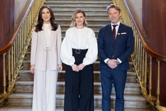 Розкрито секрет розкішного луку Зеленської в Данії: що символізує білий колір і чому перша леді вдягнула штани палацо