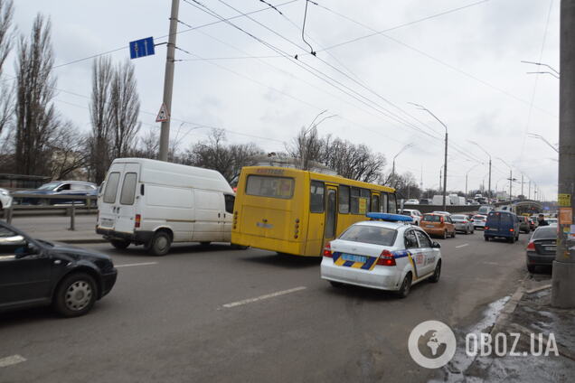 Водіям краще заздалегідь планувати свій час та маршрут