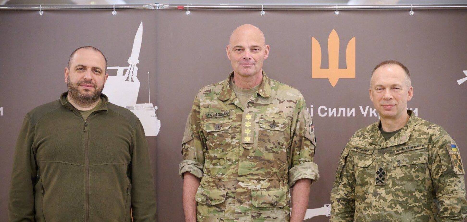 Сырский и Умеров встретились с новым командующим армией Дании: появились подробности. Фото