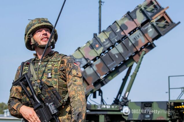 'Это сложное политическое решение': эксперт объяснил, почему страны не спешат передавать Украине свои Patriot