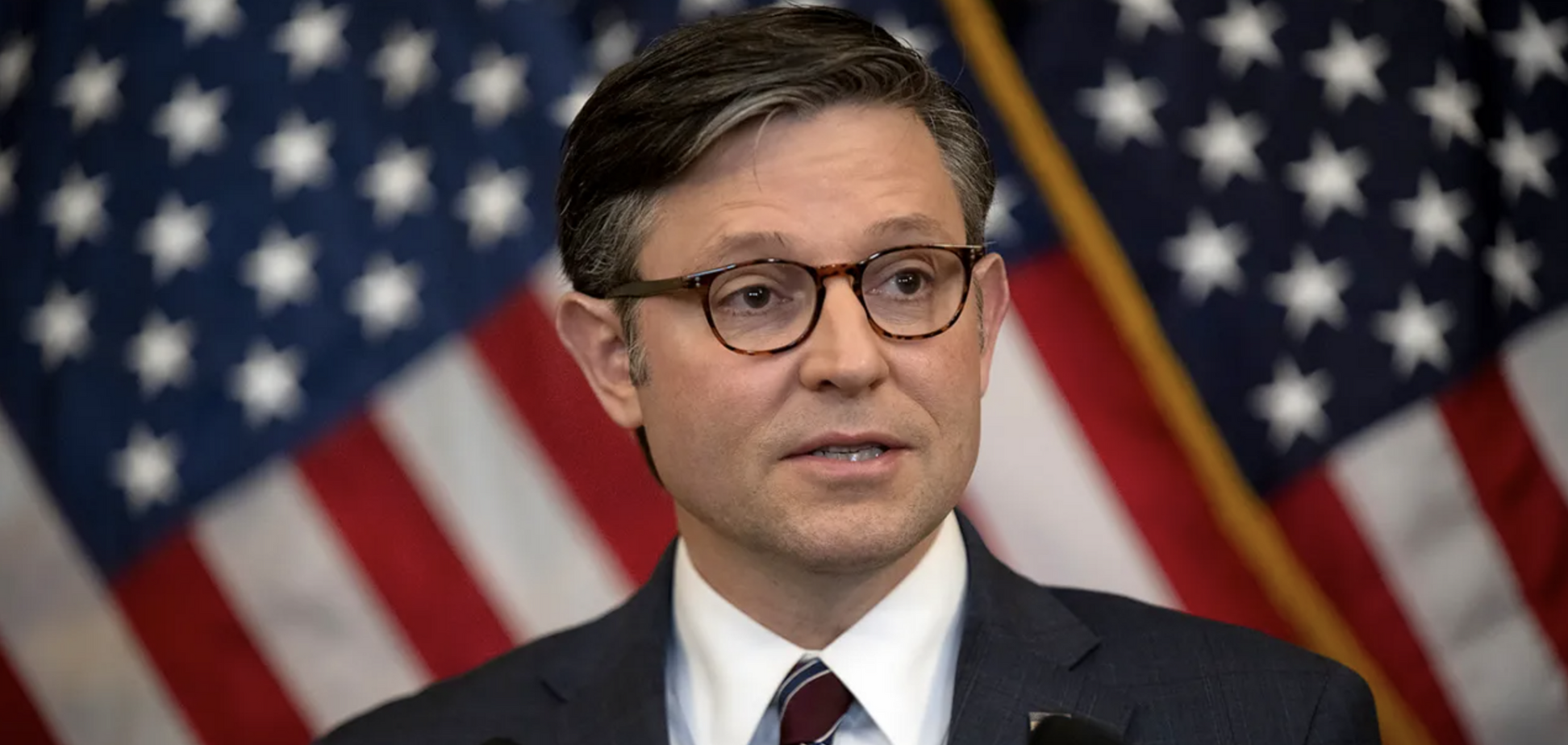 'Тимчасова пауза': спікер Джонсон зробив нову заяву про постачання зброї Україні