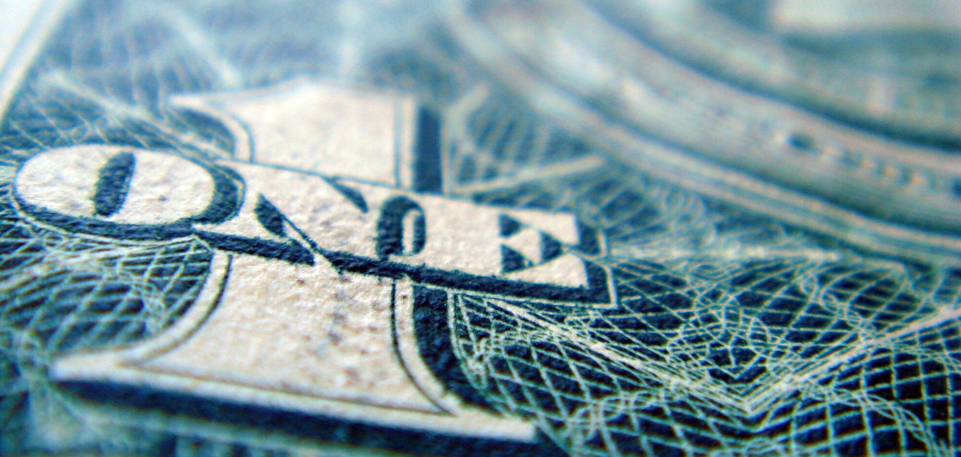 В украинских обменниках не стали удерживать курс доллара