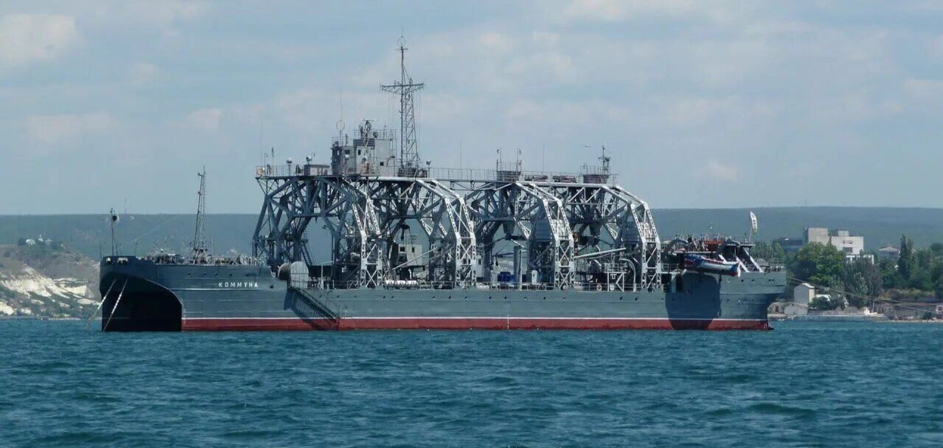 Ляпас для Росії: спливла символічна деталь про корабель 'Комуна', по якому поцілили ЗСУ
