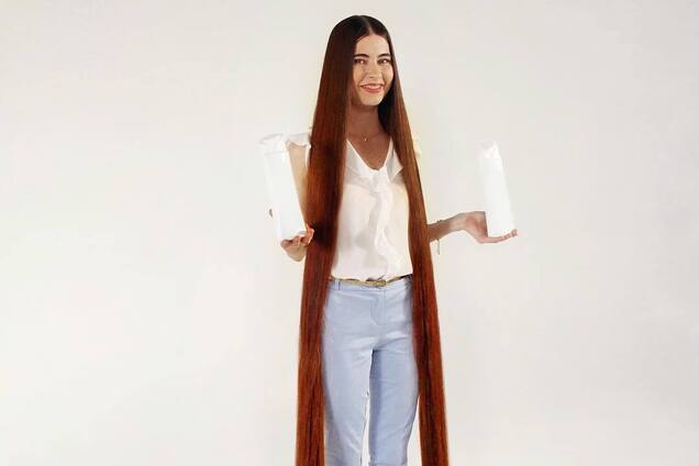 Українка-власниця найдовшого волосся з Книги рекордів Гіннеса виявилася прихильницею Росії