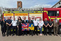 Британія передала Україні велику партію пожежно-рятувальної техніки. Фото