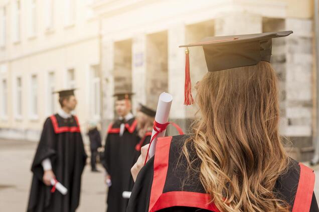 Бакалавром можно будет стать через 3 года, а университеты получат более широкую автономию: какие изменения ждут высшее образование после решения Верховной Рады