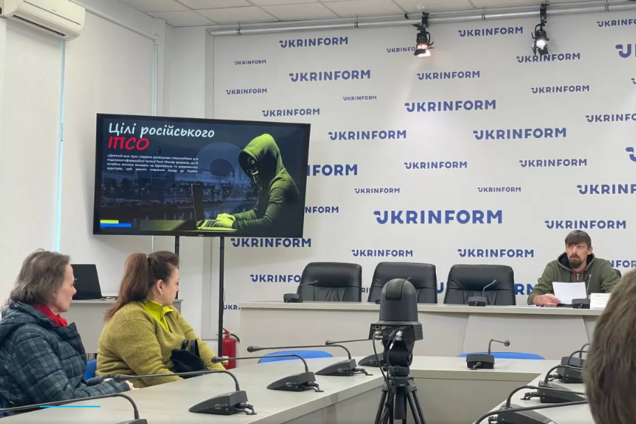 ИПСО 'Девятый вал': украинские добровольцы рассказали об опасности информационного влияния Кремля