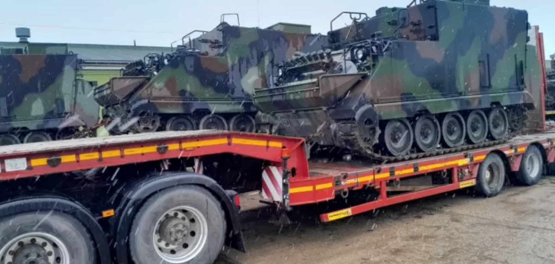 Литва передала Україні бронетранспортери M577: як вони допоможуть ВСУ