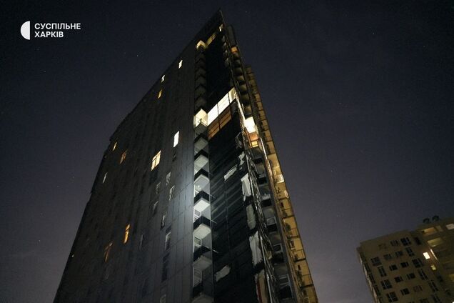 Росіяни обстріляли ракетами Харків та область: пошкоджено житловий комплекс, є постраждалі. Фото і відео