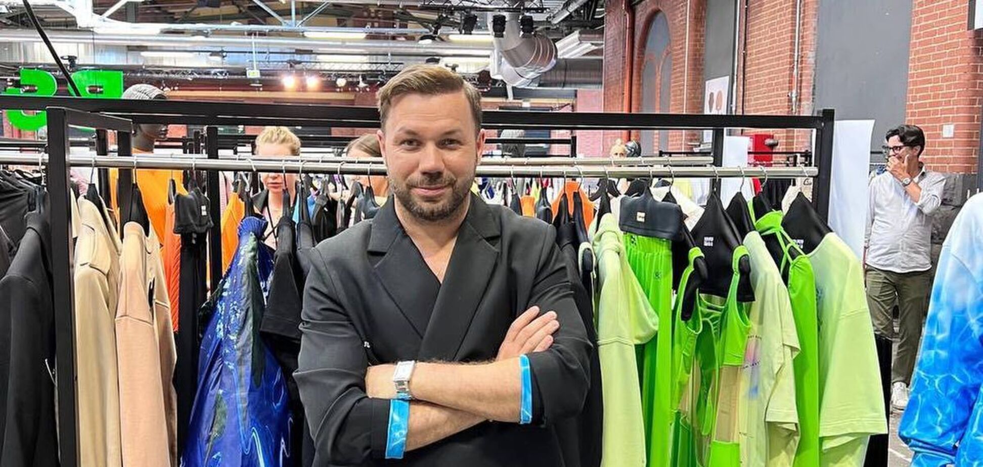 Андре Тан різко звернувся до українців, що купують одяг закордонних брендів: якого біса ми спонсоруємо чужу економіку?