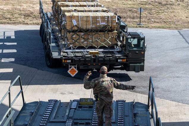 Підсумки 'Рамштайну': Іспанія передасть Україні ракети для Patriot, бронетехніку і боєприпаси