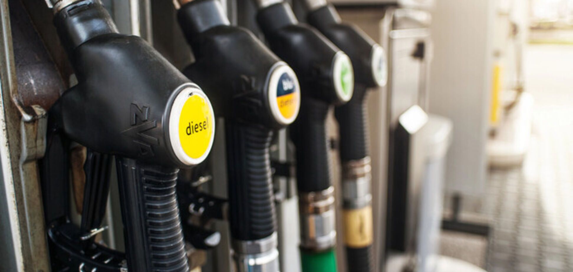 Нужно сбалансировать акцизные ставки на топливо во избежание перекосов в сторону импорта и 'тени', – Куюн