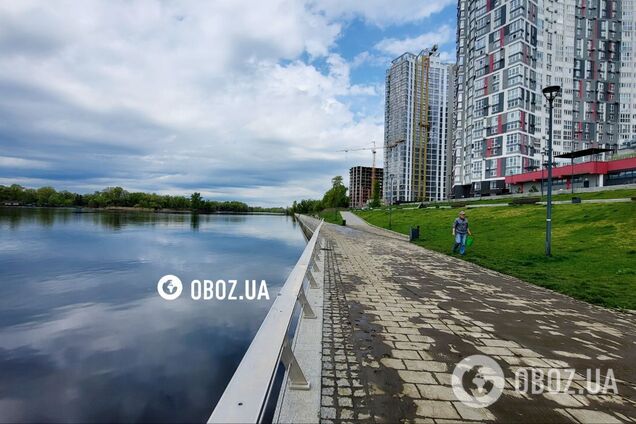 В Киеве начал спадать уровень воды в Днепре