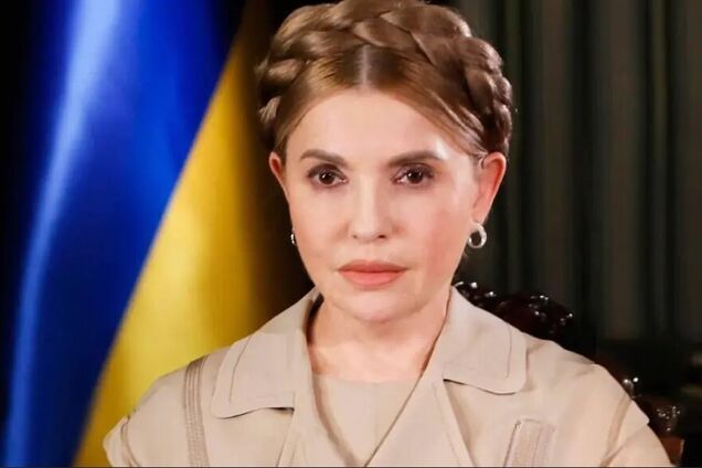 Юлія Тимошенко розкритикувала уряд за заборону консульських послуг для молоді за кордоном