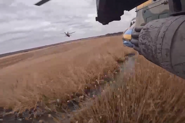 Мастерство на сверхнизкой высоте: в ВСУ показали работу пилота украинского Ми-24. Видео