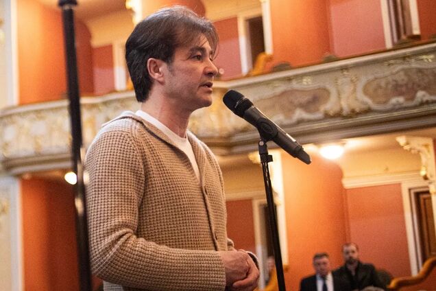 Гендиректор театра Франко Евгений Нищук признался, сколько работников может забронировать и как будет действовать, если актерам вручат повестку