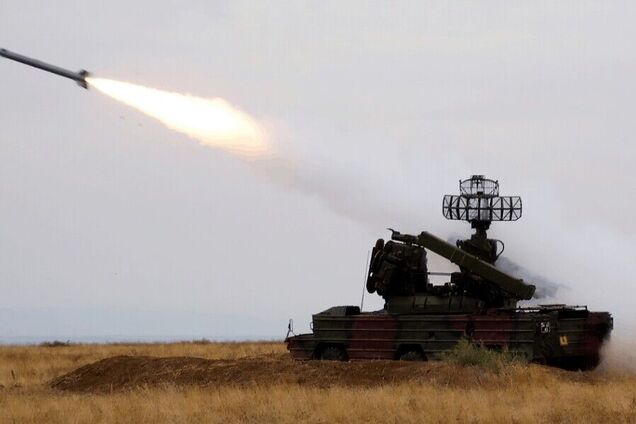 Под Мариуполем в результате работы российской ПВО пострадал мирный житель