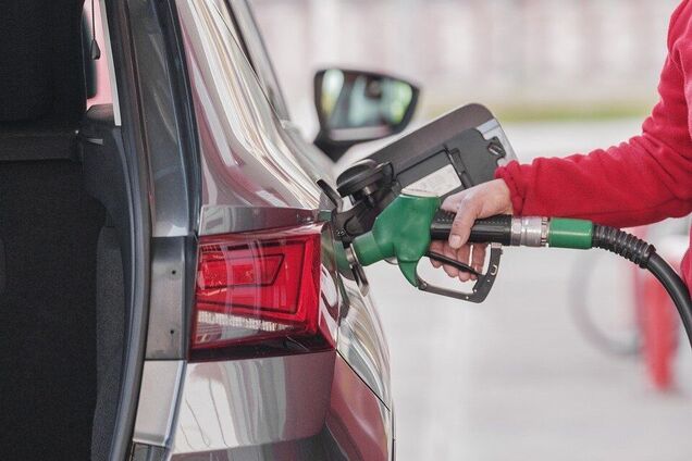 Які лайфхаки про економію бензину не є правдивими