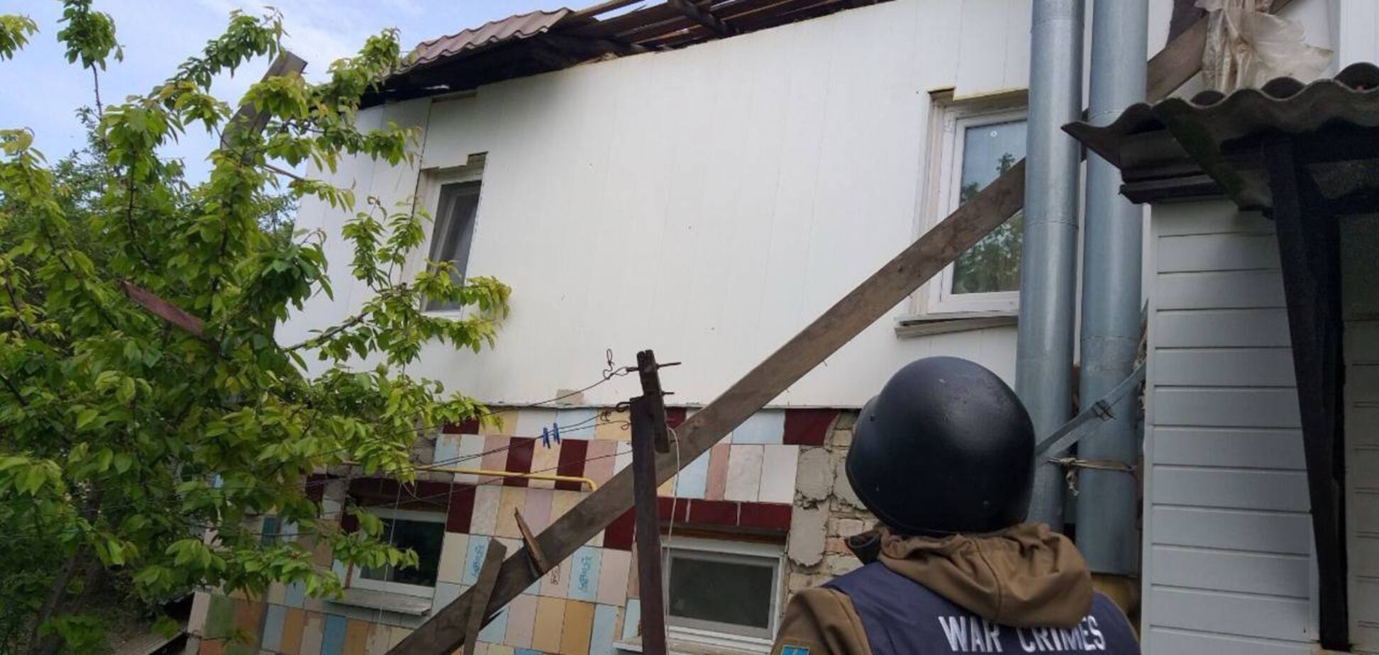 Оккупанты ударили по Купянску на Харьковщине, снаряд попал в дом: пострадал мужчина. Фото