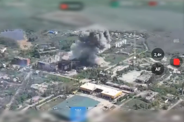 ВСУ нанесли авиаудары по оккупантам на Донбассе и Запорожье: Сырский показал эффектное видео