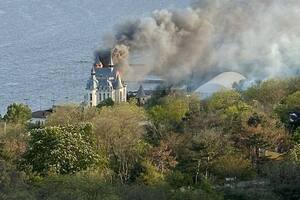 Одеса. Пожежа після обстрілу 29 квітня 2024 року